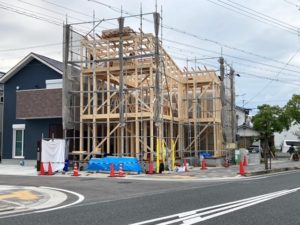 9AA55C3A-9B24-4FF8-AE2D-BF7B0179B854